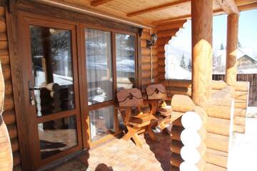 Фото номера Коттедж с 2 спальнями Лоджи Cottage Oberig г. Ворохта 14