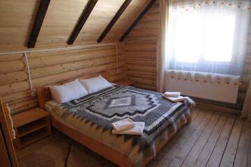 Фото номера Коттедж с 2 спальнями Лоджи Cottage Oberig г. Ворохта 18