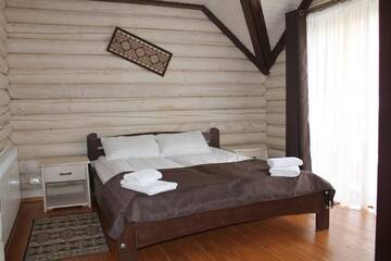 Фото номера Дом с 2 спальнями Лоджи Cottage Oberig г. Ворохта 24