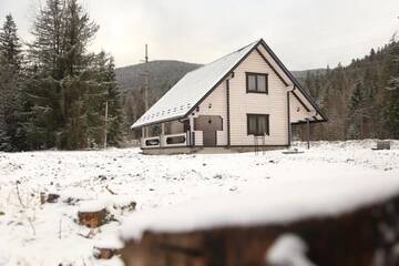 Фото номера Вилла с 3 спальнями Лоджи Sweet Home г. Ворохта 42