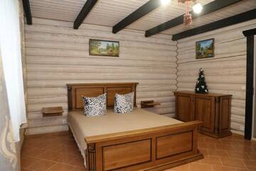 Фото номера Вилла с 3 спальнями Лоджи Sweet Home г. Ворохта 14